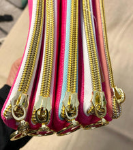 Load image into Gallery viewer, Coin Purse. Small bag. Wallet bag. Mini Bag. Corduroy Bag