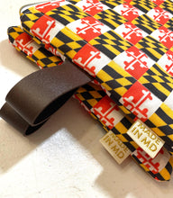 Load image into Gallery viewer, Maryland Quilted Bag. Quilted bag. Tablet bag. Cosmetics bag. Handmade Quilted bag.
