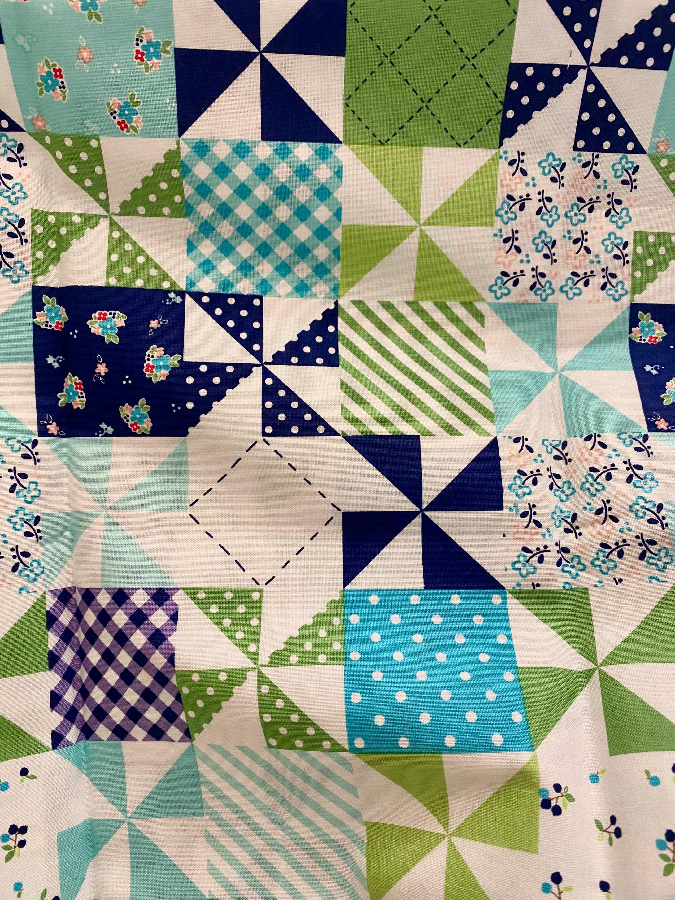 Riley Blake Designs - Country Girls by Tasha Noel. Green 2014. Quilting Cotton. Children’s fabric.