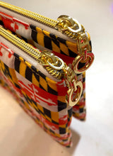 Load image into Gallery viewer, Maryland Quilted Bag. Quilted bag. Tablet bag. Cosmetics bag. Handmade Quilted bag.
