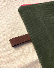 Load image into Gallery viewer, Laptop Sleeves. Laptop Quilted Bag. Laptop Corduroy Bag. Quilted Bag
