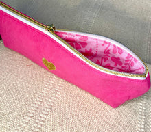 Load image into Gallery viewer, Pencil Pouch. Corduroy Pencil pouch. Minimalist Bag.
